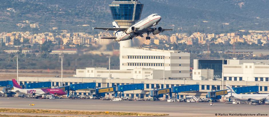 Χάος στα ευρωπαϊκά αεροδρόμια- Όχι όμως στην Ελλάδα