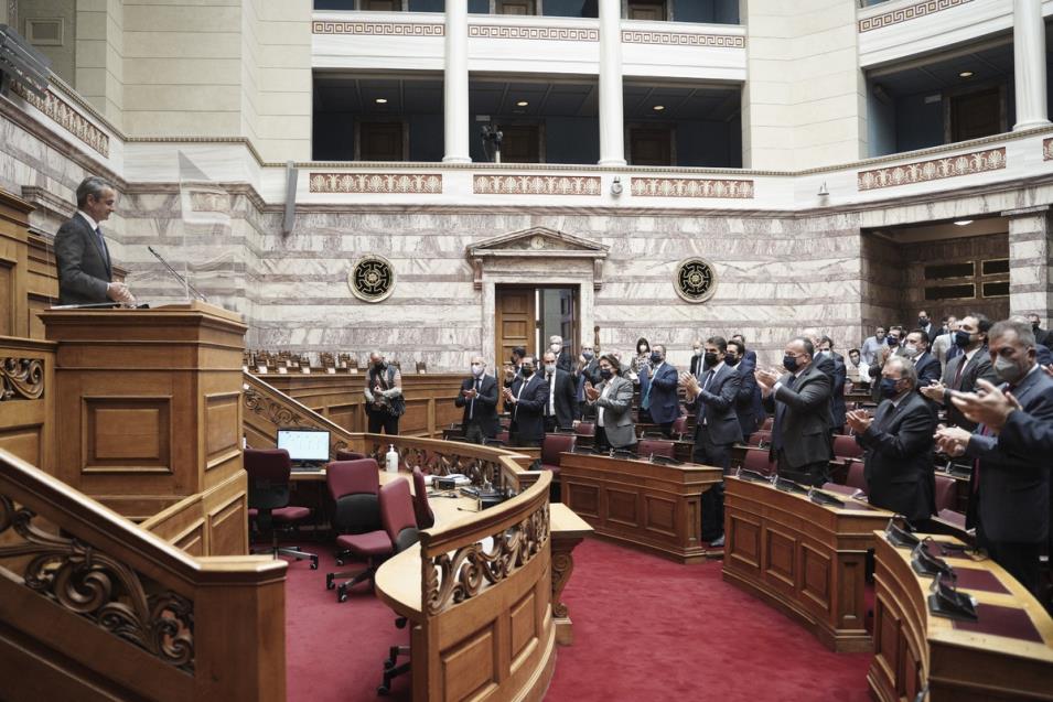 Θέμα νέας αλλαγής του εκλογικού νόμου λίγο πριν τις κάλπες βάζουν βουλευτές της ΝΔ – Απορρίπτει η κυβέρνηση
