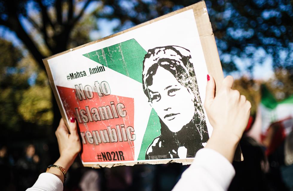 Χάος στο Ιράν - Στους 122 οι νεκροί των διαδηλώσεων για την Μαχσά Αμινί