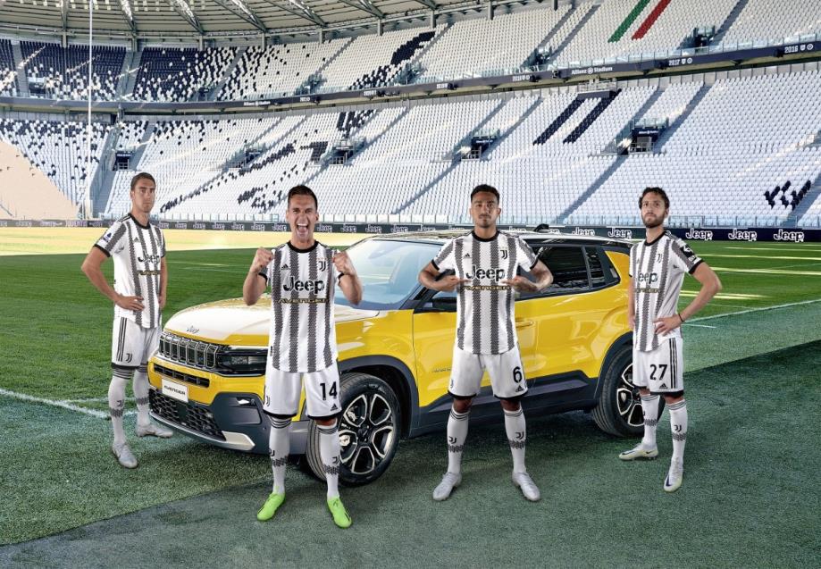 Το νέο Jeep® Avenger έκανε την εμφάνιση του στις στολές της Juventus