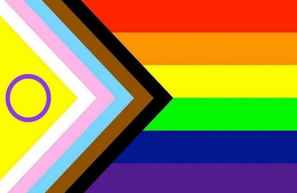 Η νέα Pride σημαία είναι ακόμα πιο πολύχρωμη - Περιλαμβάνει και ιντερσέξ άτομα