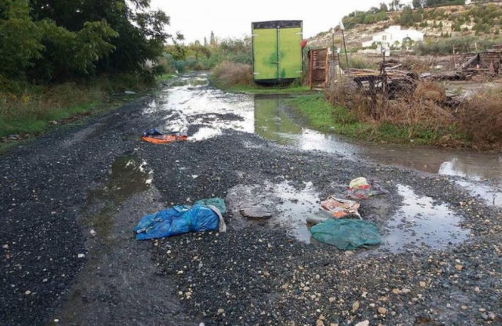 Χωρίς ρεύμα κατοικίες και υποστατικά στην Πέγεια λόγω κακοκαιρίας