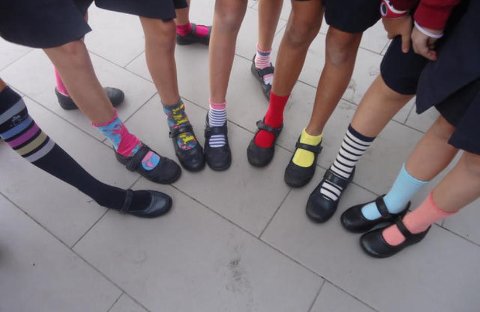 Πάφος: Μαθητές πρόταξαν τις… κάλτσες τους κατά του σχολικού εκφοβισμού
