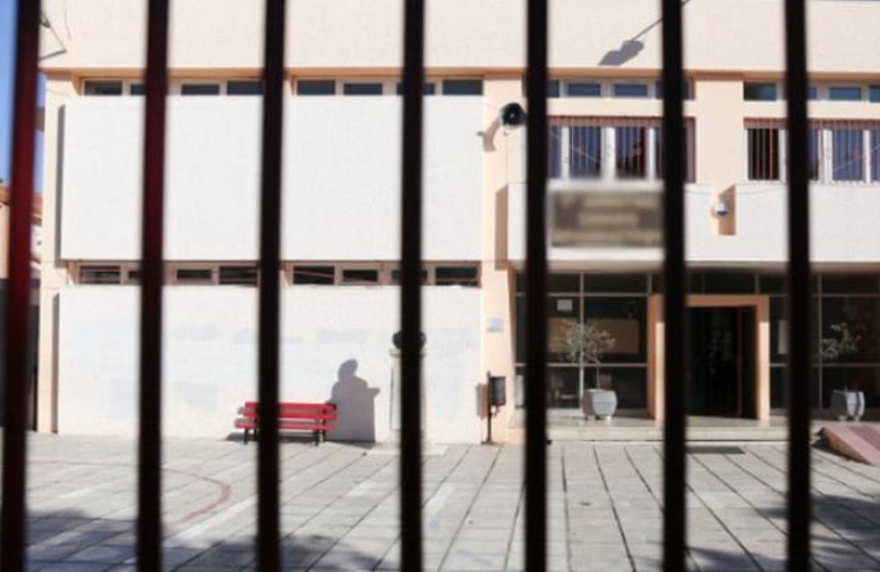 Τα συρματοπλέγματα του κυπριακού σχολείου