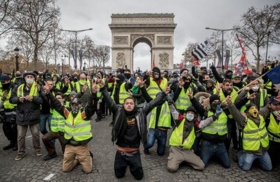 Ένας χρόνος «Κίτρινα γιλέκα» - Το κίνημα που συγκλόνισε την Γαλλία