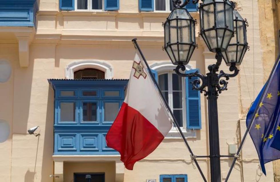 Μάλτα: Απαγορεύει την είσοδο σε ανεμβολίαστους Βρετανούς τουρίστες