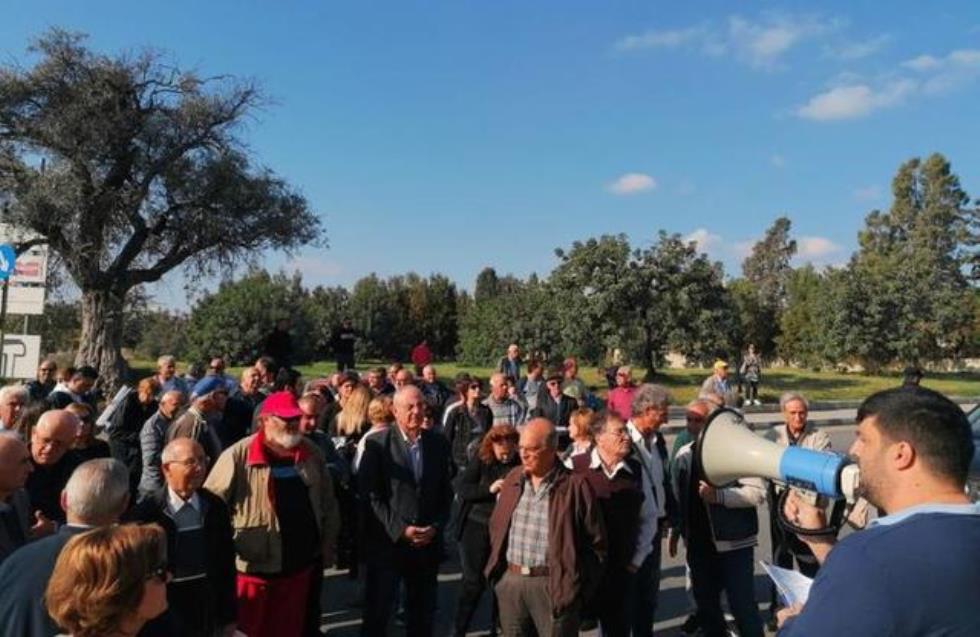 Αγία Φύλα: Επίλυση του κυκλοφοριακού προβλήματος ζητούν οι κάτοικοι