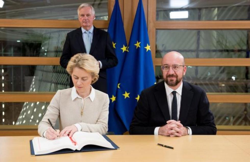 Οι Ευρωπαίοι έβαλαν την υπογραφή τους στη συμφωνία του Brexit