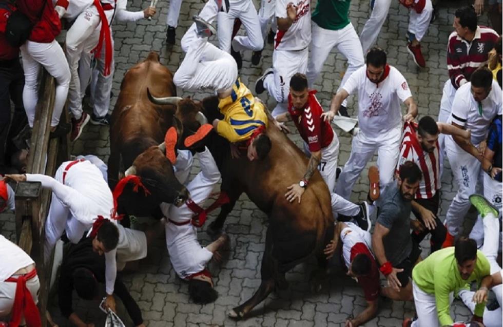 Φεστιβάλ Σαν Φερμίν: Οι ταύροι πήραν την εκδίκησή τους [εικόνες-βίντεο]