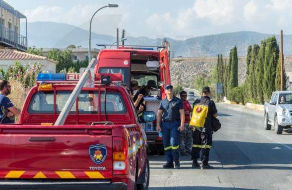 Ξέσπασε πυρκαγιά σε μπυραρία στην Παλλουριώτισσα - Κινδύνευσαν άλλα υποστατικά και οχήματα