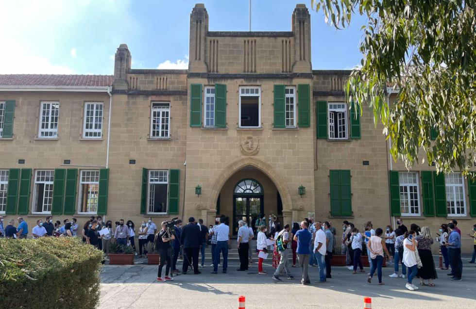 Παρέμβαση Αναστασιάδη για τις απολύσεις στην Αγγλική Σχολή ζητά η Επιτροπή Παιδείας