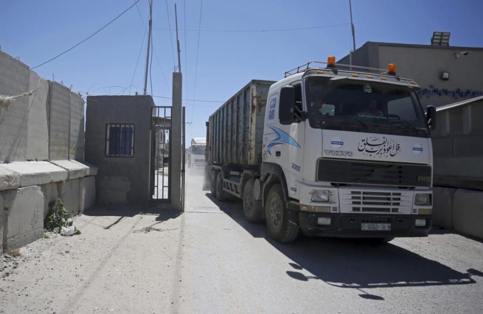 Λωρίδα της Γάζας: Άνοιξε τα σύνορα το Ισραήλ – Πέρασαν βυτιοφόρα με καύσιμα