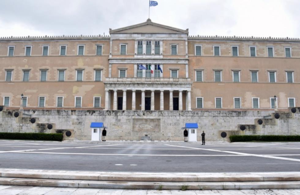 Μεγαλώνει η πολιτική κόντρα για την πολύκροτη υπόθεση των παρακολουθήσεων στην Ελλάδα