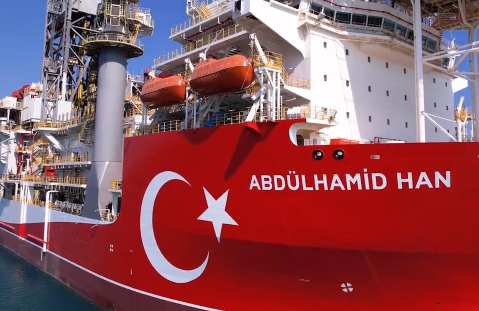 Ξεκίνησε την γεώτρηση το τουρκικό γεωτρύπανο «Αμπντουλχαμίντ Χαν» (βίντεο)