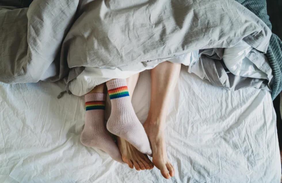 Είναι καλύτερα να κοιμόμαστε με ή χωρίς κάλτσες; Ιδού το ερώτημα