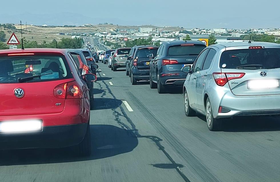 Χαμός στον αυτοκινητόδρομο εξαιτίας των εργασιών - Η ανακοίνωση του Υπουργείου Μεταφορών
