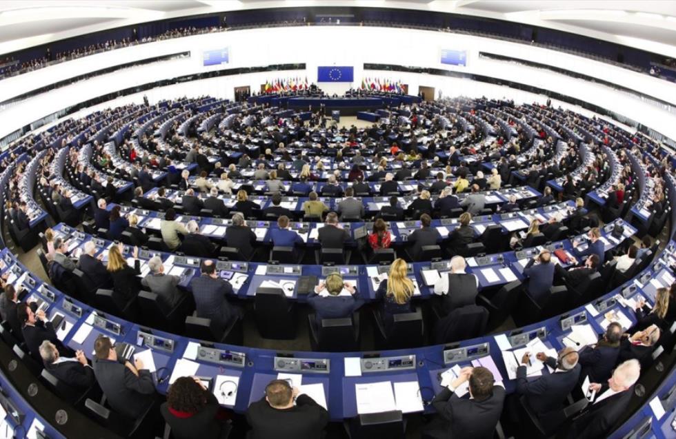 Στην Ολομέλεια του Ευρωπαϊκού Κοινοβουλίου οι παρακολουθήσεις