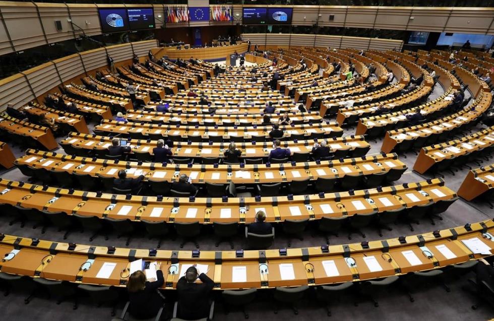 Ευρωπαϊκή οδηγία για υιοθέτηση κατώτατου μισθού αναμένεται να ψηφιστεί αύριο στο Ευρωκοινοβούλιο