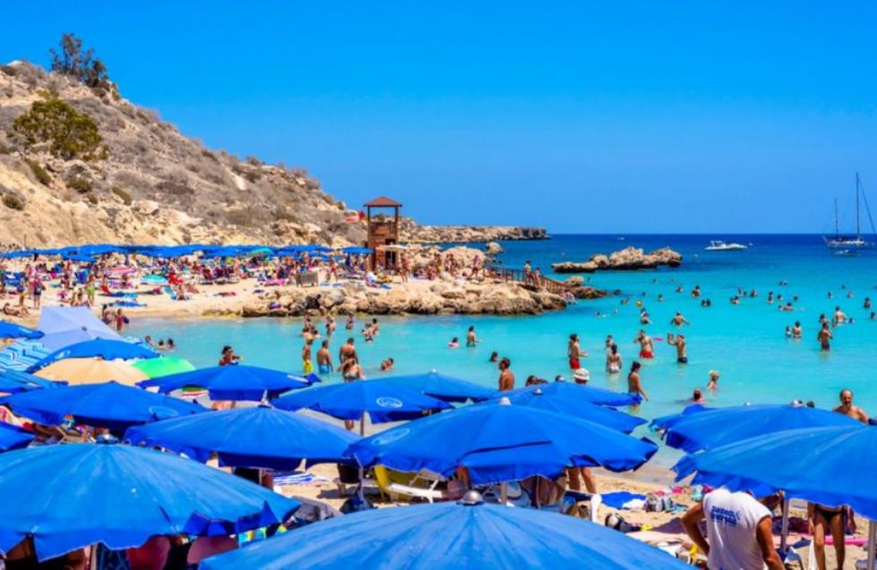 Ανάσα για τον τουρισμό: Αύξηση 40% στις αφίξεις - Ξανά στο εξωτερικό οι Κύπριοι