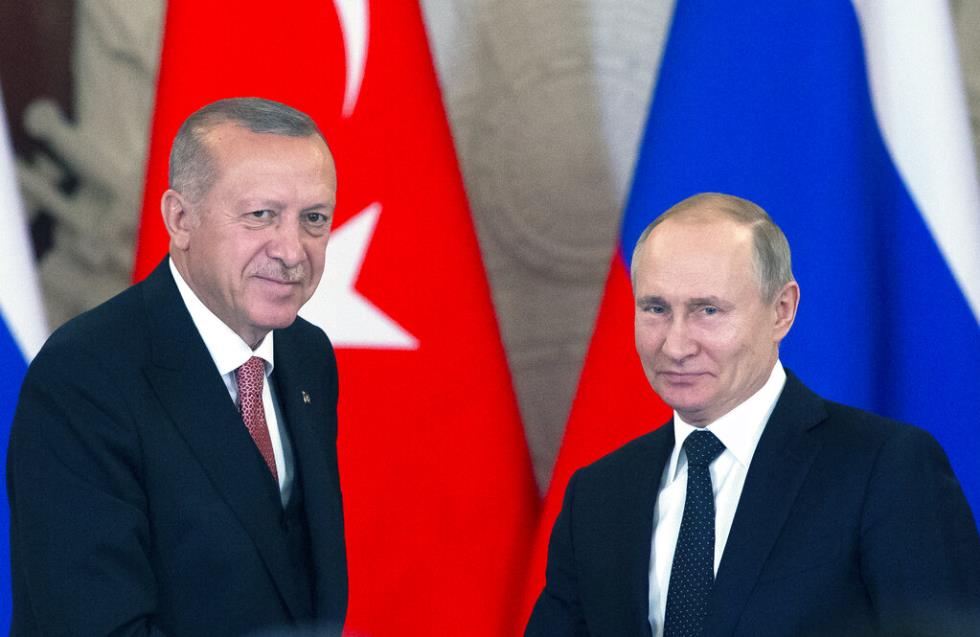 Ερντογάν και Πούτιν θα συζητήσουν σήμερα για τα «δημοψηφίσματα» σε κατεχόμενους τομείς της Ουκρανίας 