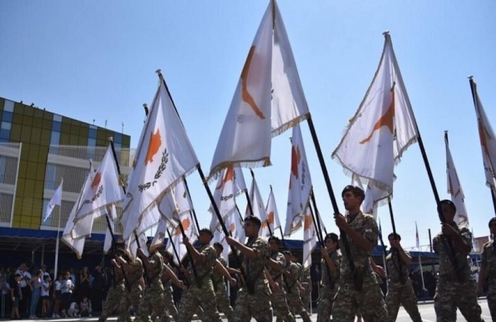 Κυπριακή Δημοκρατία: 62η επέτειο της Ανεξαρτησίας - «Αποτίουμε τη δέουσα τιμή σε όλους όσους αγωνίστηκαν για την πατρίδα μας», αναφέρει ο ΠτΔ