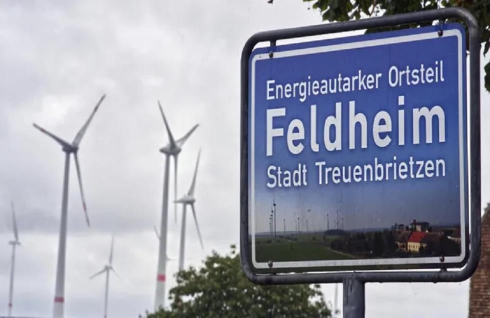 Ποια ενεργειακή κρίση; Το χωριό στην Γερμανία, όπου κανείς δεν νοιάζεται για τους λογαριασμούς ρεύματος

