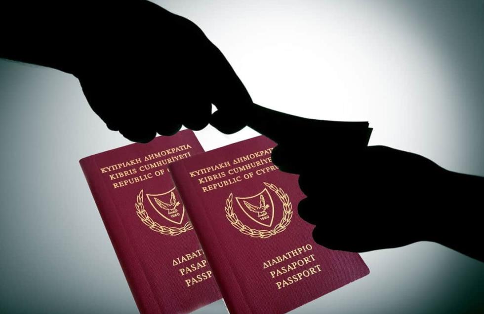 Έρευνα στο Υπουργείο Εσωτερικών για 3.517 κατόχους «χρυσών» διαβατηρίων