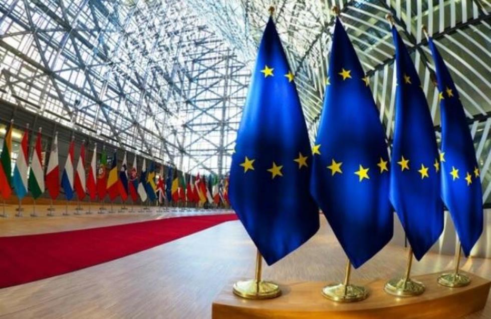 Τo Συμβούλιο της ΕΕ ενέκρινε την όγδοη δέσμη κυρώσεων κατά της Ρωσίας - Τι περιλαμβάνει
