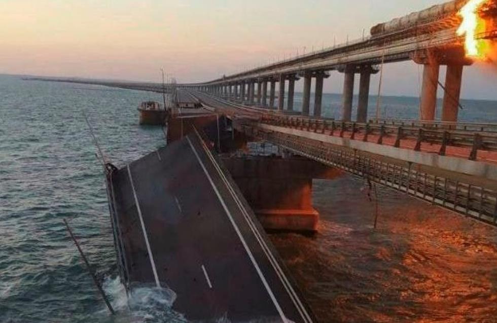 Η συμβολική και στρατηγική σημασία της γέφυρας της Κριμαίας - Πώς θα επηρεάσει την εξέλιξη του πολέμου