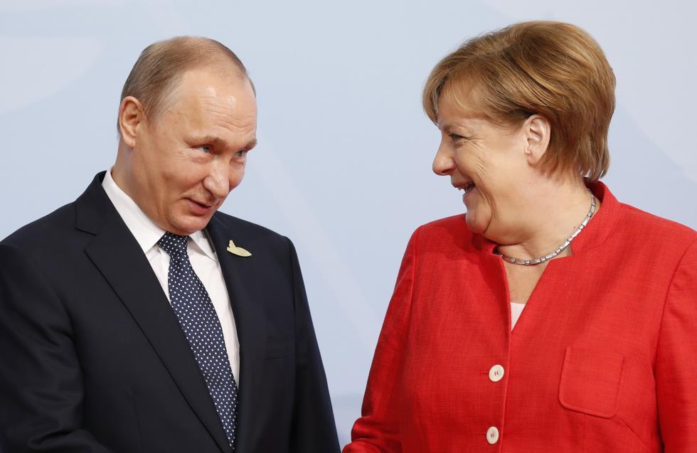 Δεν μετανιώνει η Μέρκελ για την ενεργειακή πολιτική της σε σχέση με την Ρωσία