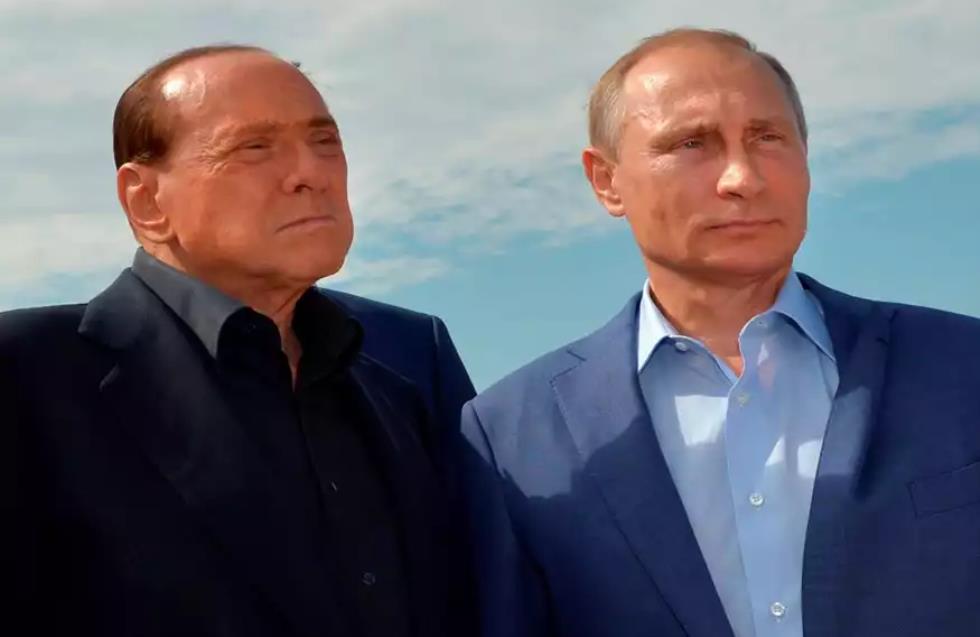 Αναθερμαίνεται το ειδύλλιο Μπερλουσκόνι–Πούτιν: Το δώρο του Ρώσου προέδρου στον «Καβαλιέρε» για τα γενέθλιά του
