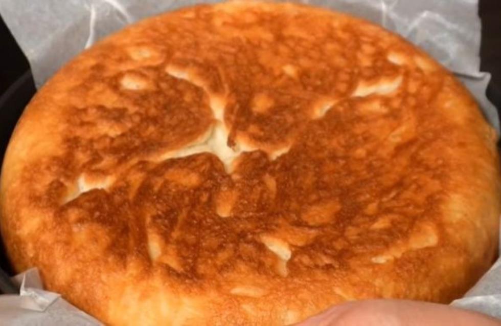 Για το ψωμί που έγινε viral χρειάζεστε μόνο ένα τηγάνι