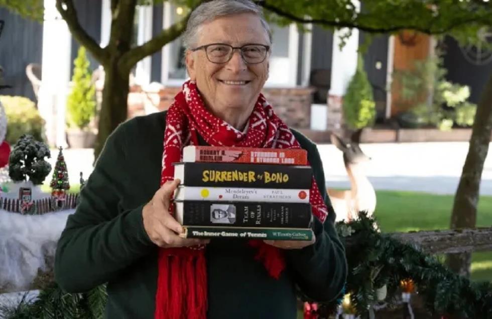  Μπιλ Γκέιτς: Τα 5 βιβλία που προτείνει να διαβάσετε αυτές τις γιορτές