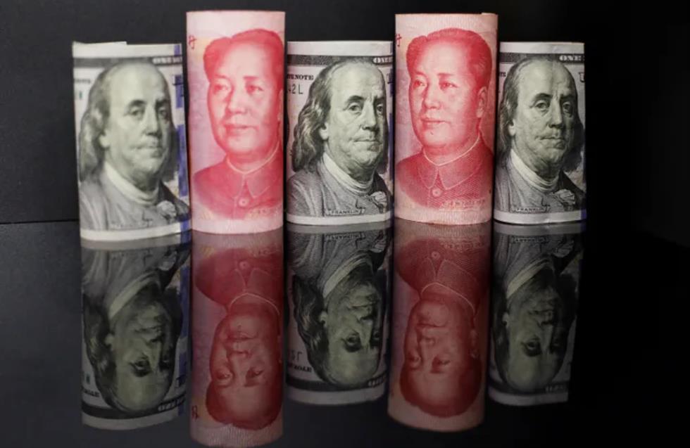 Πώς η Ρωσία μετατρέπει το κινεζικό γουάν σε νέο δολάριο για να επιστρέψει στις αγορές