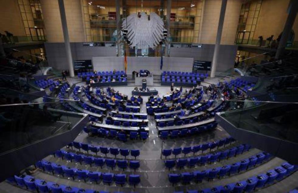 Αστυνομική επιχείρηση σύλληψης 25 ατόμων που σχεδίαζαν επίθεση στο γερμανικό Κοινοβούλιο