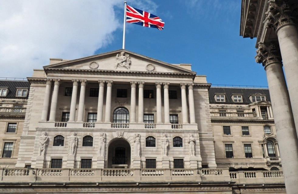 Η Τράπεζα της Αγγλίας αύξησε εκ νέου το βασικό της επιτόκιο κατά 50 μονάδες