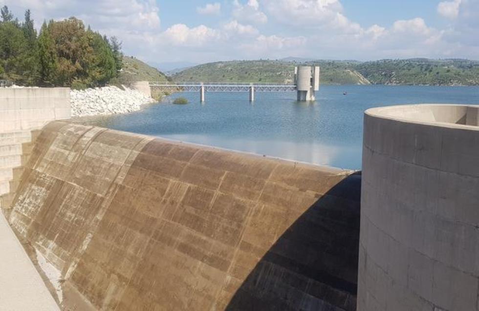 Θέμα μερικών ωρών η υπερχείλιση του Ασπρόκρεμμου – Μετρήσεις τελευταίου 24ώρου