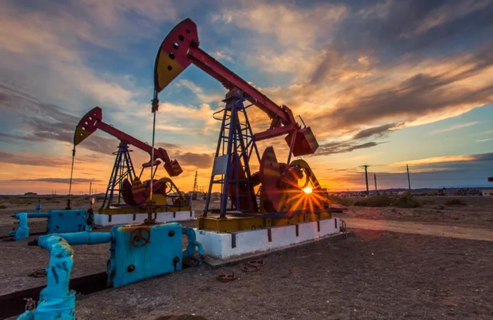 Χρυσά υπερκέρδη για τους πετρελαϊκούς κολοσσούς από την ενεργειακή κρίση του 2022