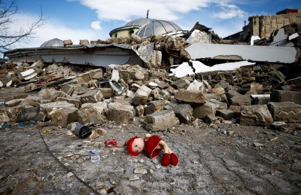 Πρώτη κηδεία θύματος του σεισμού στην Τουρκία στα κατεχόμενα - Διασώστης που βρισκόταν στο Χατάι για ιατρικούς λόγους 
