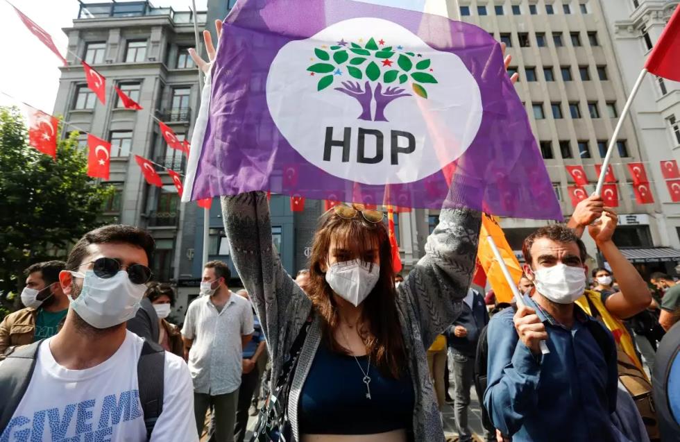 Δεν κατεβάζει υποψήφιο στις προεδρικές στην Τουρκία το φιλοκουρδικό HDP