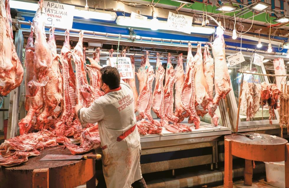 Σημαντικές αυξήσεις τιμών τροφίμων για Πάσχα, έως και 25% άνω τα κρέατα
