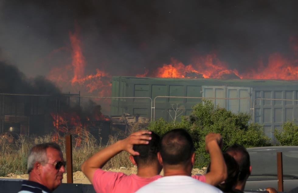 ΕΤΕΚ: Έντονος προβληματισμός για την πυρκαγιά σε εργοστάσιο στο Γέρι