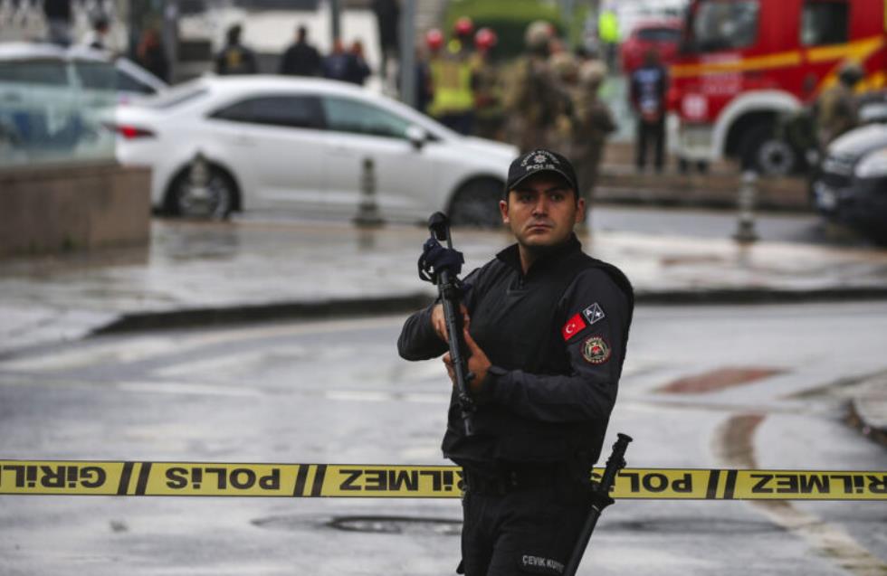 Τουρκία: Ενενήντα οκτώ συλλήψεις υπόπτων για διασυνδέσεις με Κούρδους μαχητές