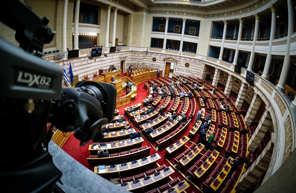 Ελλάδα/Πρόταση δυσπιστίας: Για Τέμπη, κράτος δικαίου και διαρροή e-mails εγκαλεί την κυβέρνηση ο Ανδρουλάκης